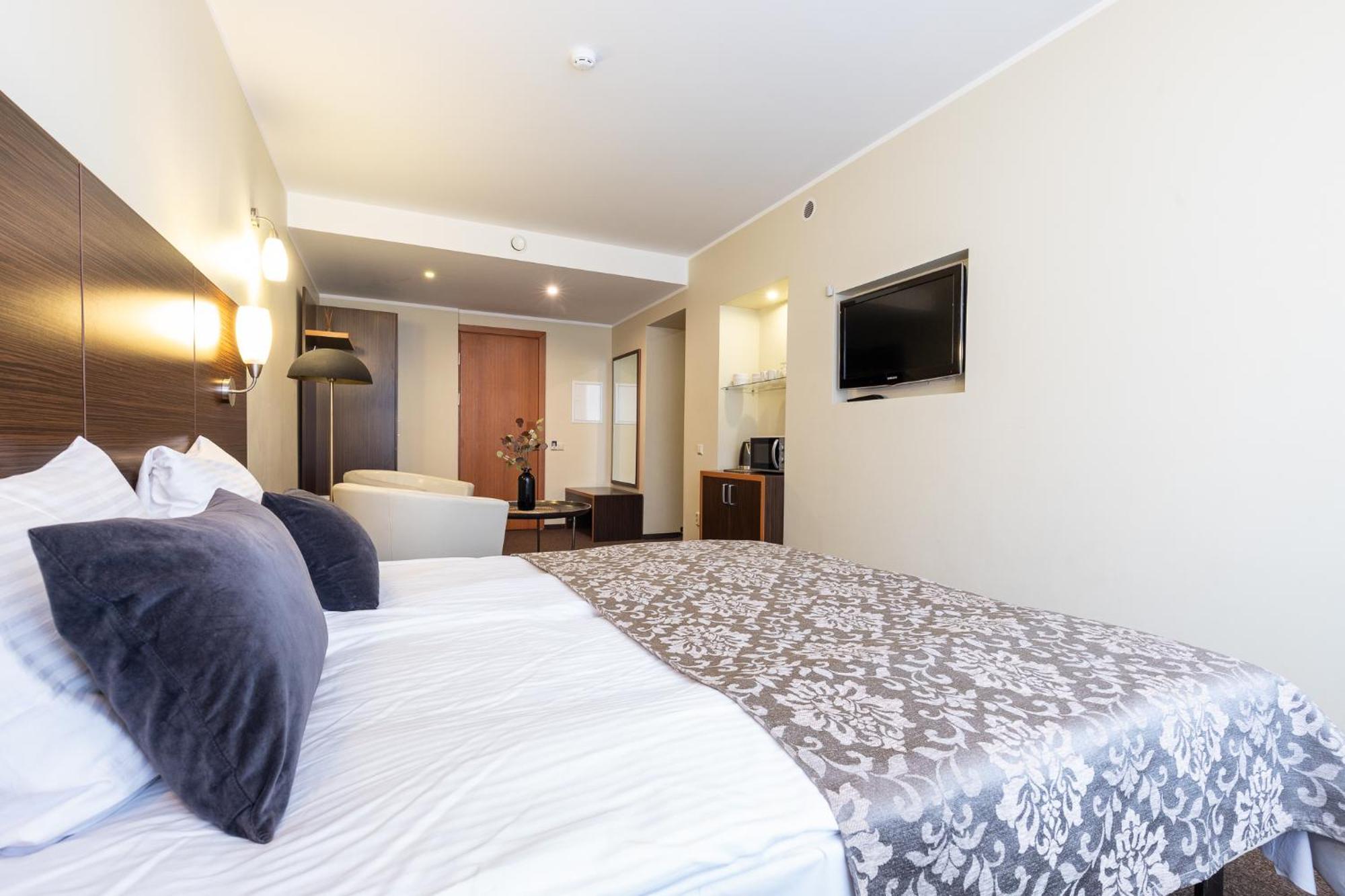 Alkos Namu Apartamentai Паланга Экстерьер фото